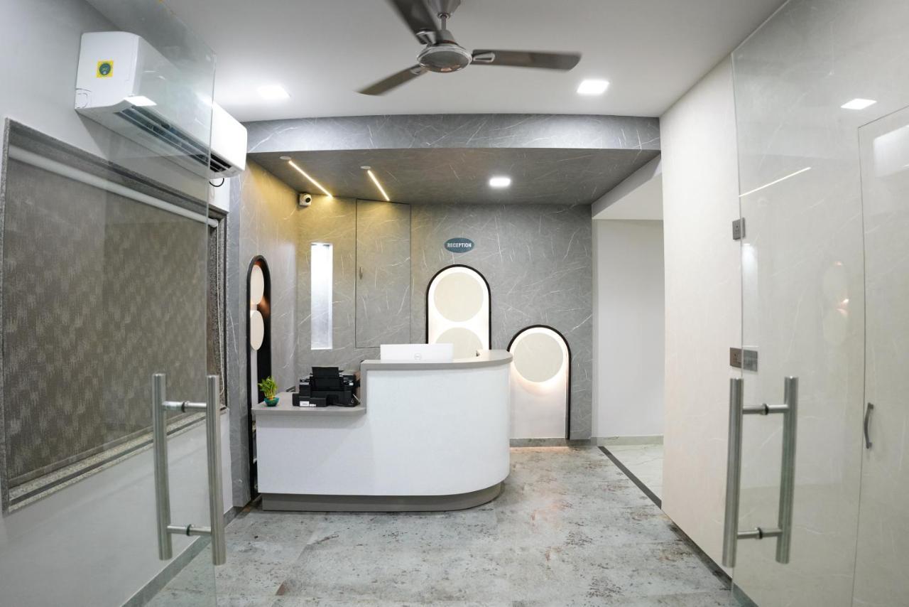 Woodland Hotel Vizianagaram Екстериор снимка